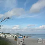 Strandnahes Mit Kleiner Gartenterrasse By Interhome Apartment