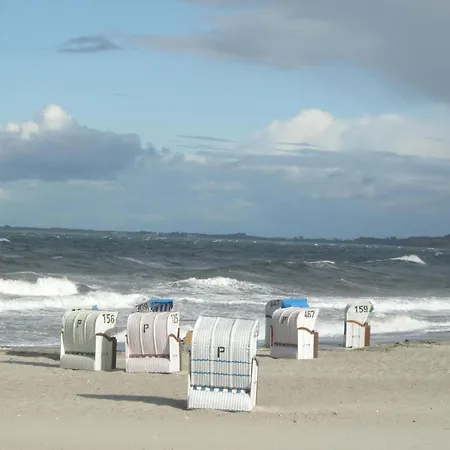 Strandnahes Mit Kleiner Gartenterrasse By Interhome Apartamento