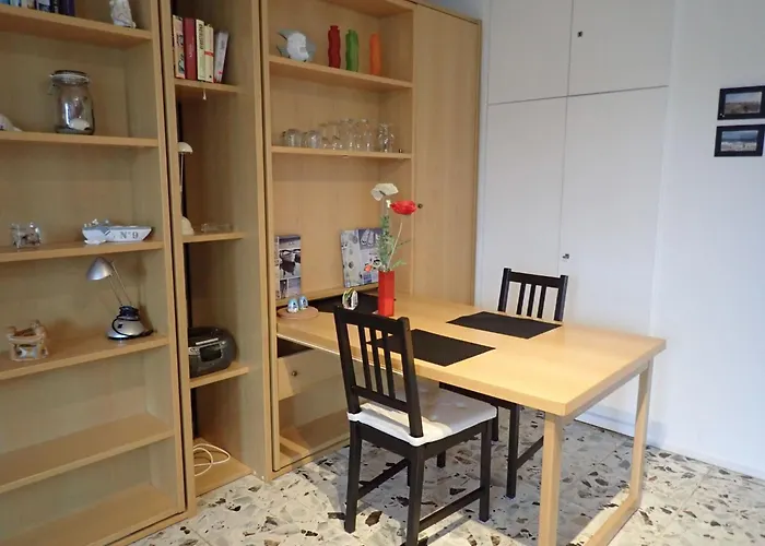 Apartamento Strandnahes Mit Kleiner Gartenterrasse By Interhome